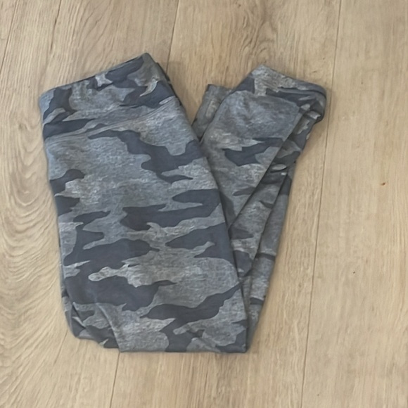 Athleta Girl Printed Chit Chat Leggings - Picture 4 of 8